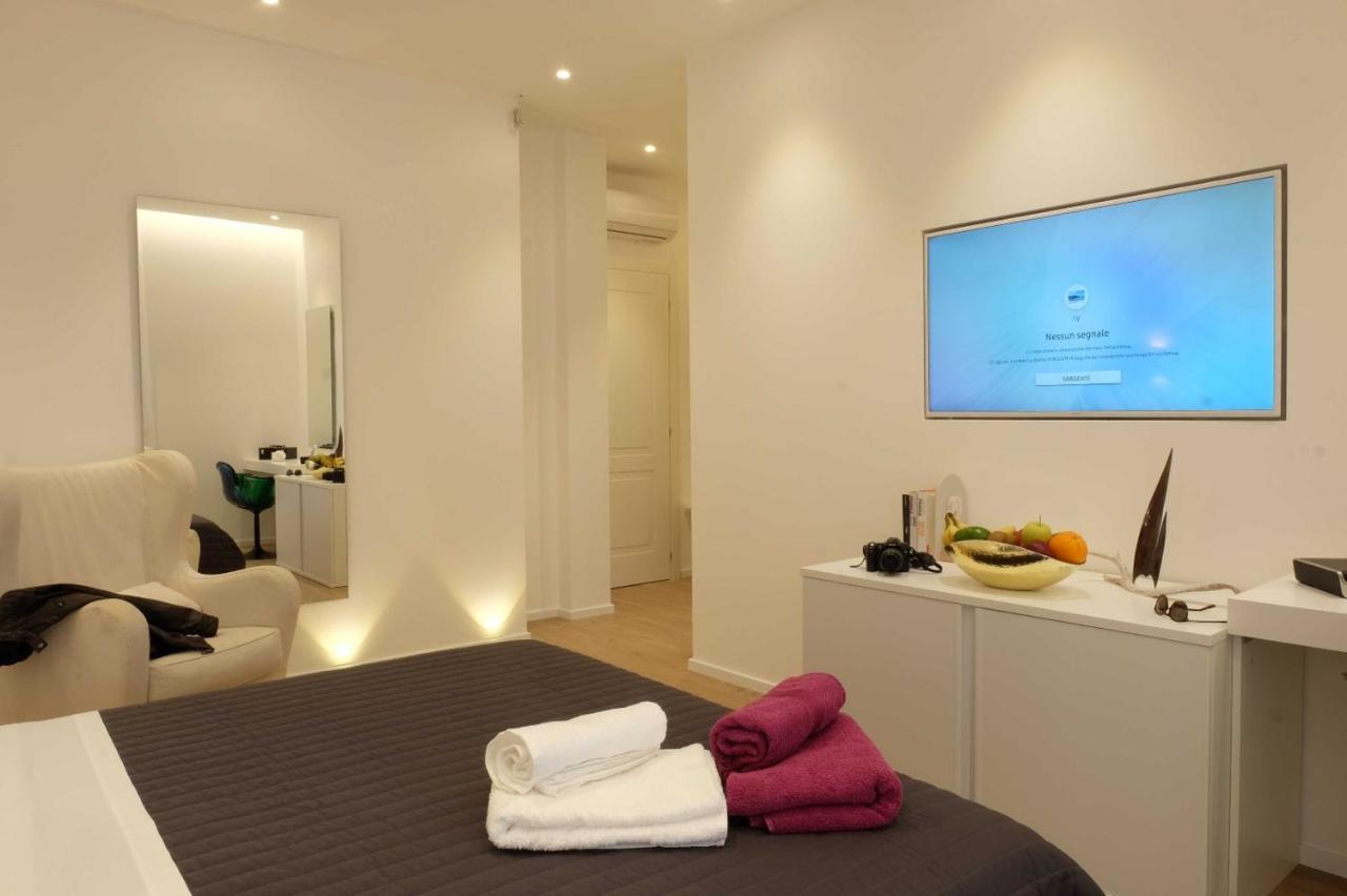 Spacious House In The Heart Of Cagliari With Terraceヴィラ エクステリア 写真