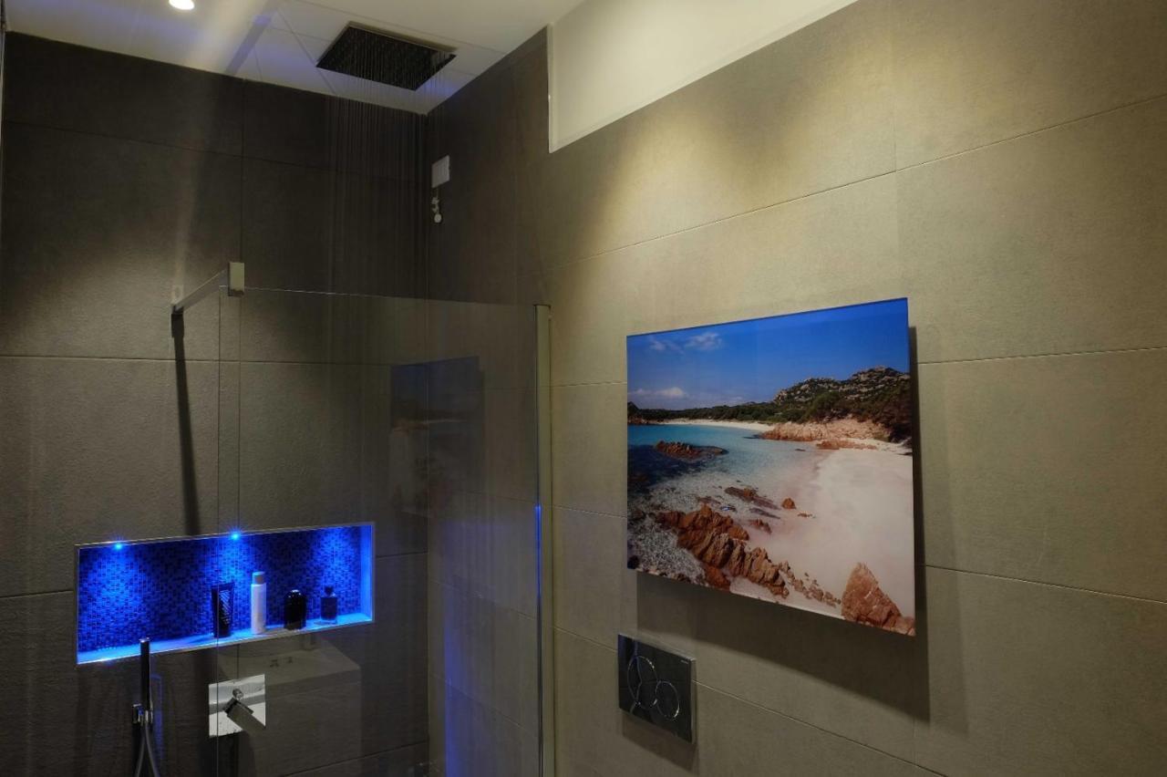 Spacious House In The Heart Of Cagliari With Terraceヴィラ エクステリア 写真