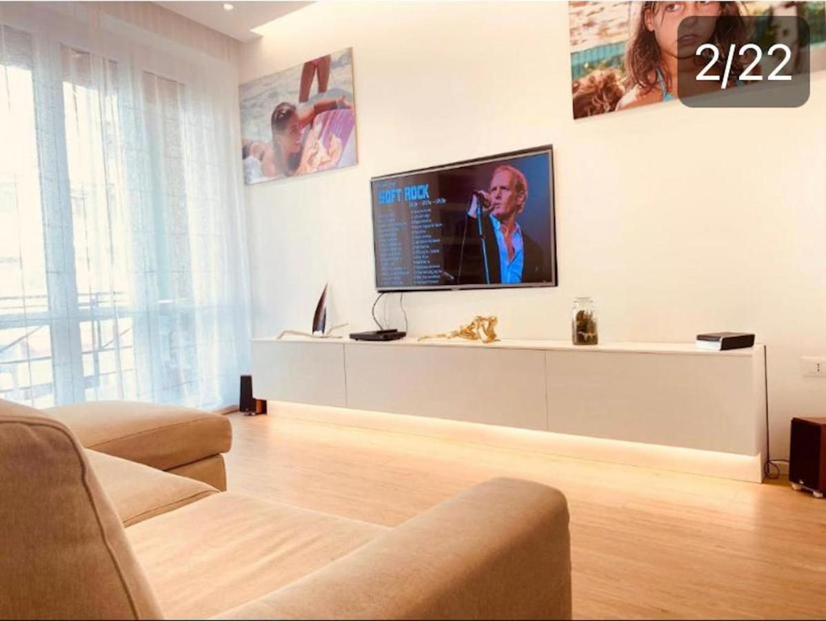 Spacious House In The Heart Of Cagliari With Terraceヴィラ エクステリア 写真